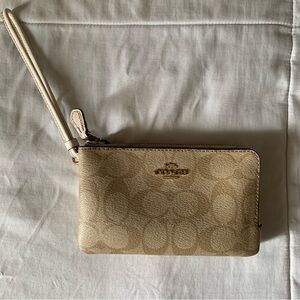 Khaki coach wallet